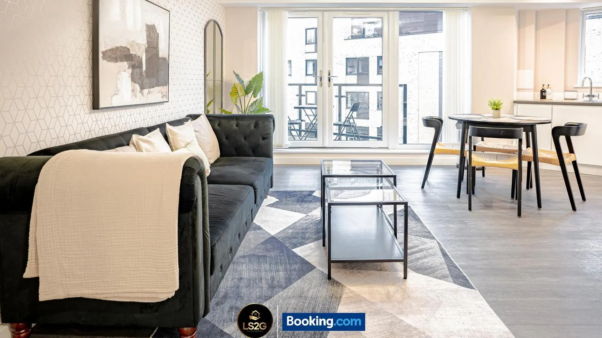 Apartment Stylish 2 Bedroom Apt By Ls2G Short Lets & Serviced Accommodation Greater London With Free Parking