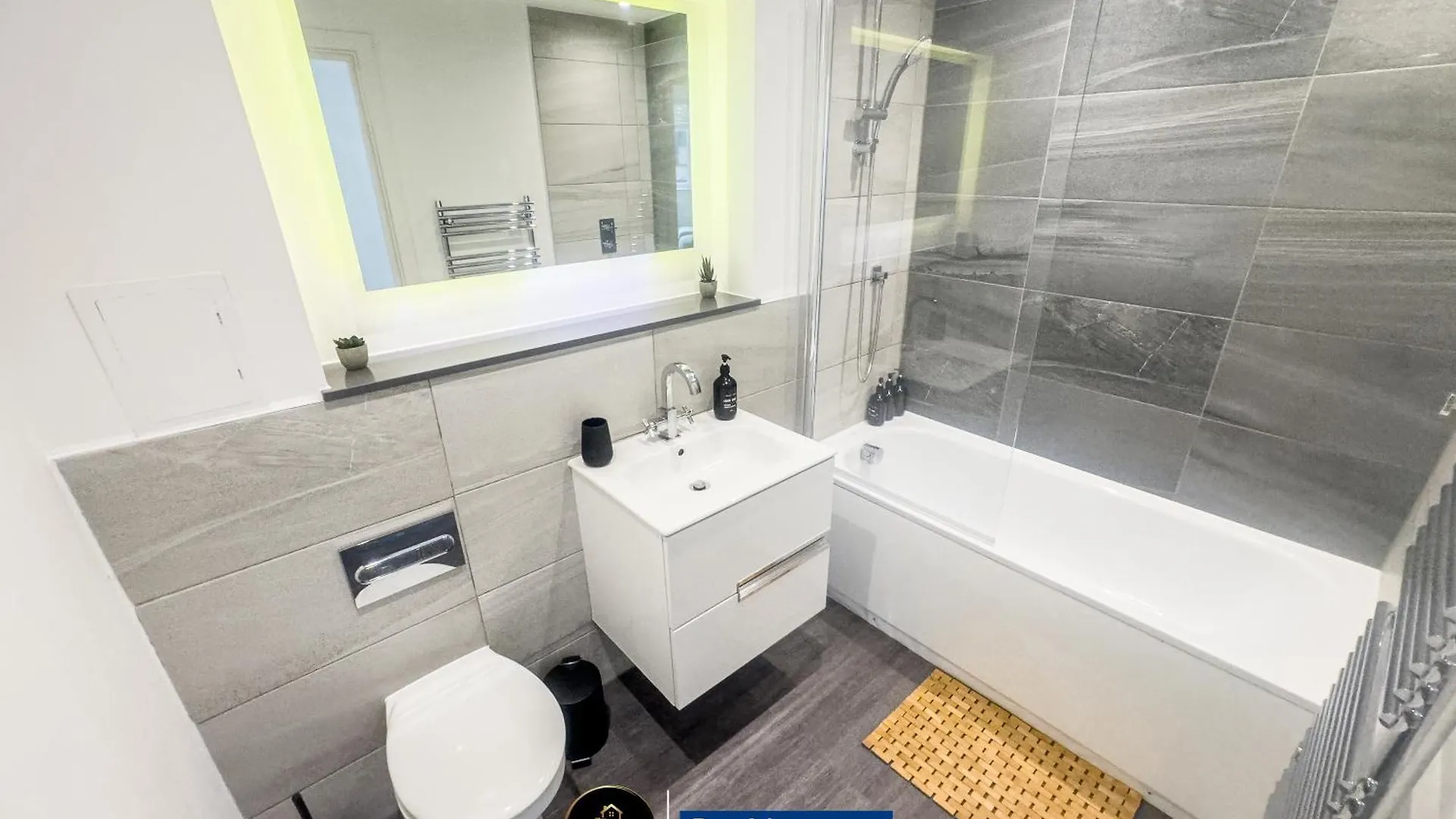 Stylish 2 Bedroom Apt By Ls2G Short Lets & Serviced Accommodation Greater London With Free Parking Apartment
